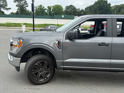 Used 2021 Ford F150 XLT AWD/4WD image 12