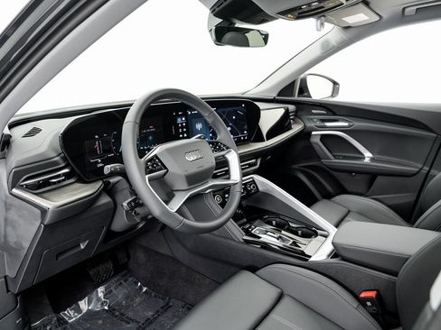 New 2025 Audi Q5 Premium Plus image 7