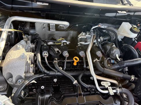 Used 2024 Mitsubishi Outlander SEL image 38