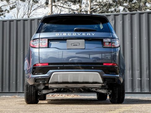 Used 2025 Land Rover Discovery Sport S image 7