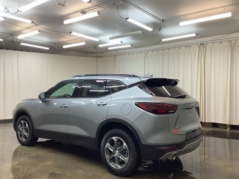 Used 2024 Chevrolet Blazer LT w/ Convenience Package image 9