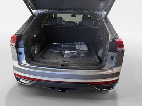 New 2026 Volkswagen Atlas Cross Sport SE AWD/4WD image 6