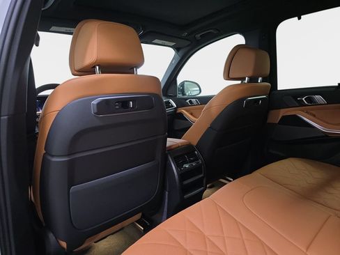 New 2026 BMW X5 sDrive40i w/ M Sport Package RWD image 9