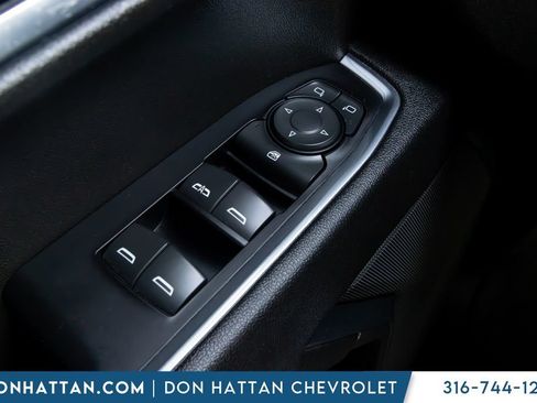 Used 2023 Chevrolet Silverado 1500 RST w/ Redline Edition AWD/4WD image 11