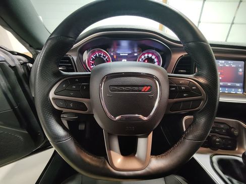 Used 2021 Dodge Challenger R/T Scat Pack image 27