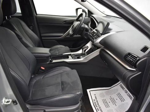 Used 2024 Mitsubishi Eclipse Cross SE AWD/4WD image 16