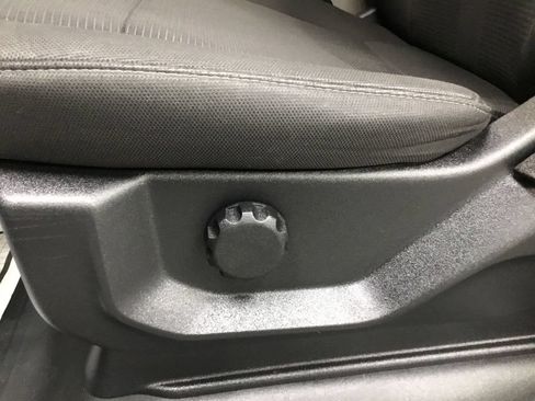 Used 2018 Ford F150 XL w/ Equipment Group 101A Mid AWD/4WD image 8