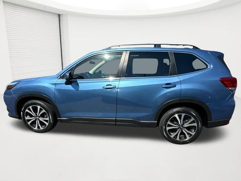 Used 2023 Subaru Forester Limited AWD/4WD image 8
