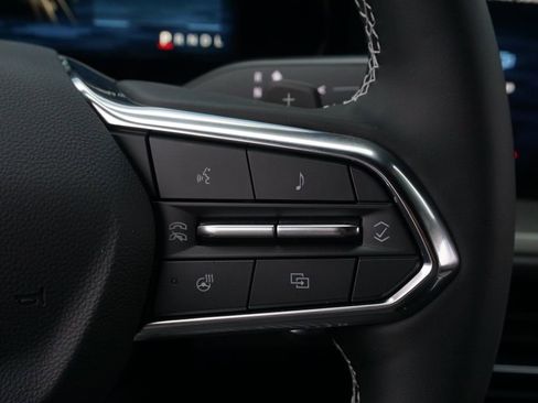 New 2026 Chevrolet Traverse LT image 18