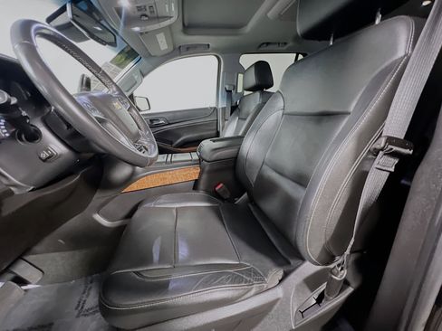 Used 2018 Chevrolet Tahoe Premier AWD/4WD image 15