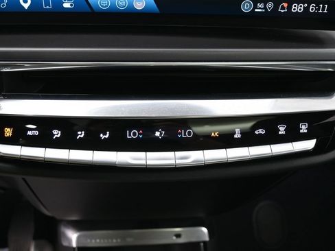 Used 2024 Cadillac Lyriq Tech RWD image 42