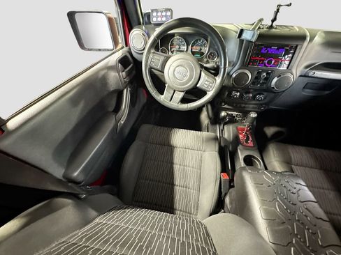 Used 2012 Jeep Wrangler Unlimited Sport AWD/4WD image 14