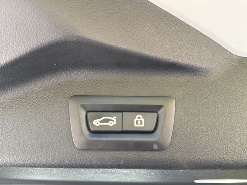 Used 2019 BMW X5 xDrive40i w/ Premium Package AWD/4WD image 54