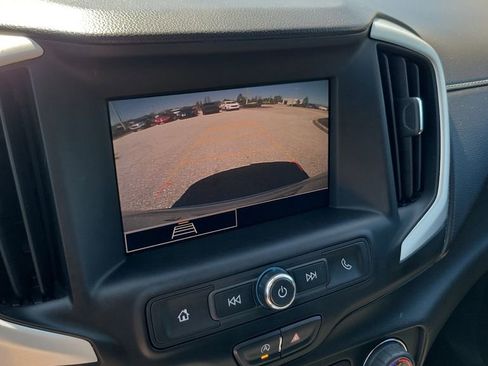 Used 2022 GMC Terrain SLE w/ Driver Convenience Package image 21