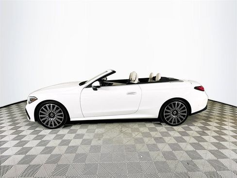 New 2026 Mercedes-Benz CLE 300 4MATIC Cabriolet image 4