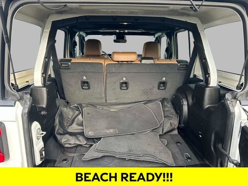 Used 2022 Jeep Wrangler Unlimited Sahara w/ Safety Group image 13