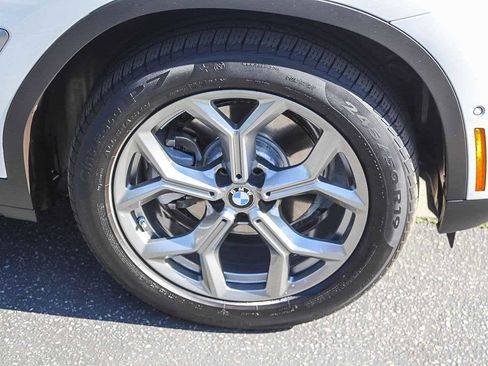 Used 2024 BMW X3 sDrive30i w/ Convenience Package image 9