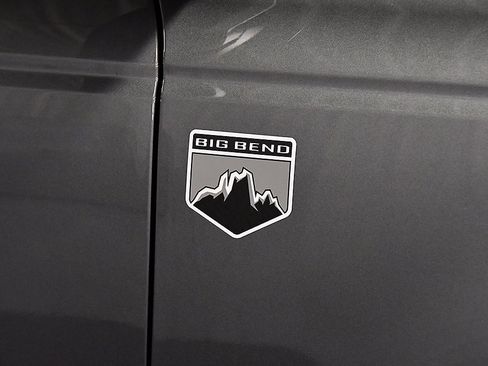 New 2025 Ford Bronco Big Bend w/ Black Diamond Package image 10