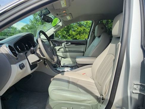 Used 2017 Buick Enclave Leather FWD image 13
