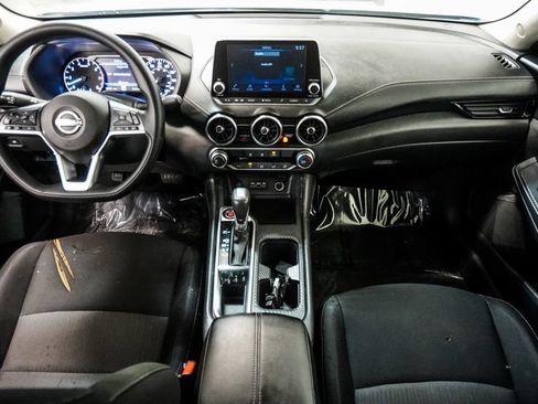 Used 2025 Nissan Sentra SV FWD image 10