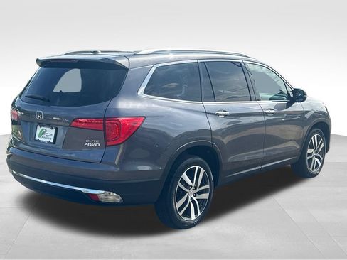 Used 2017 Honda Pilot Elite image 8