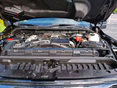 Used 2025 GMC Sierra 3500 Denali Ultimate image 26