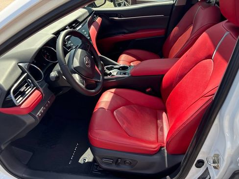 Used 2019 Toyota Camry XSE w/ Driver Assist Package FWD image 17