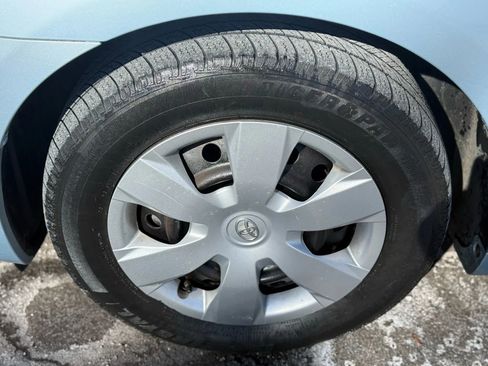 Used 2009 Toyota Camry LE image 29