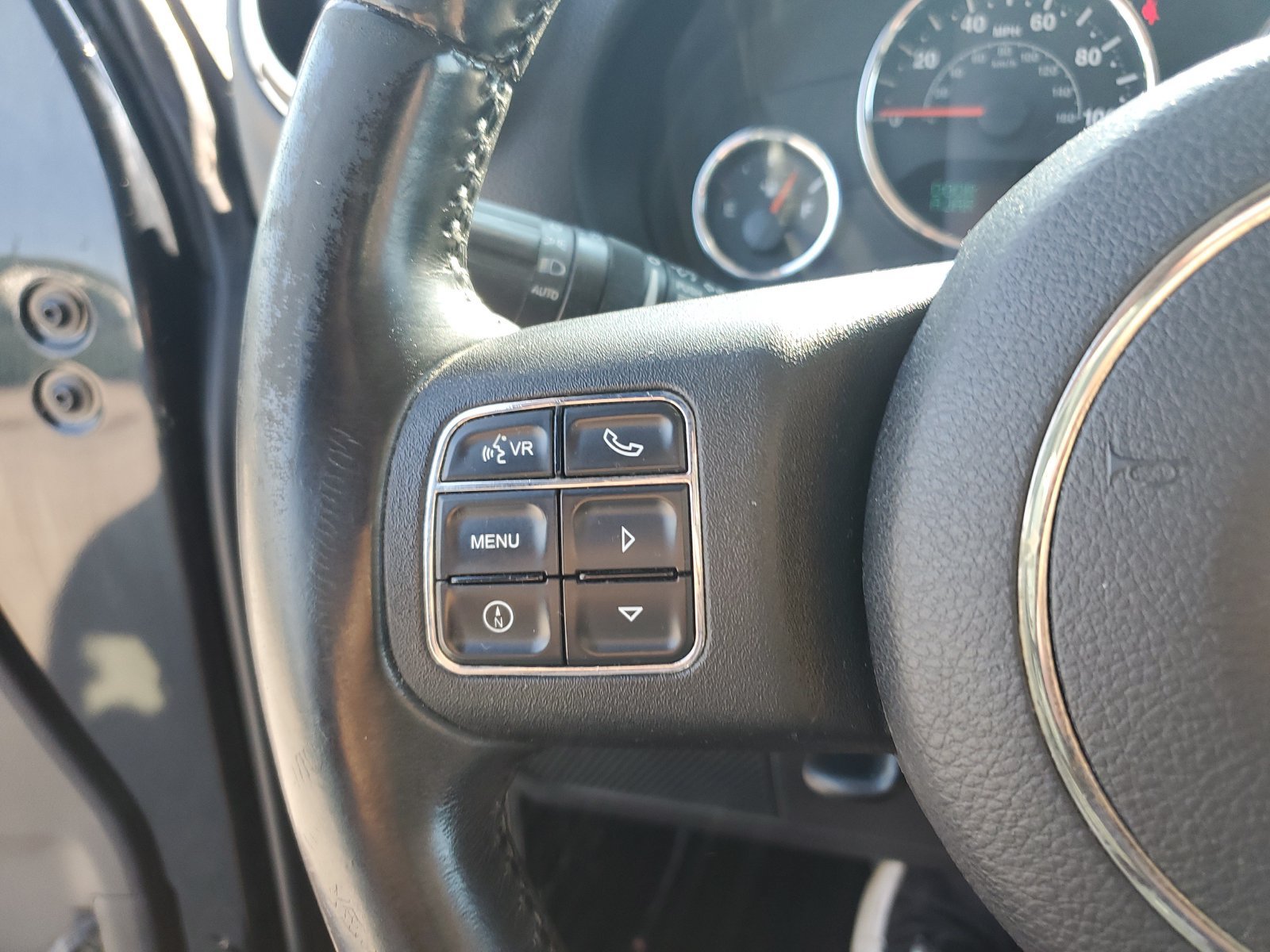 Used 2012 Jeep Wrangler Unlimited Sahara w/ Dual Top Group AWD/4WD image 19