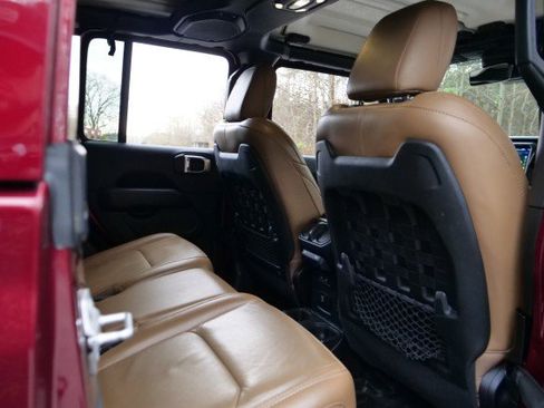 Used 2021 Jeep Gladiator Rubicon image 45