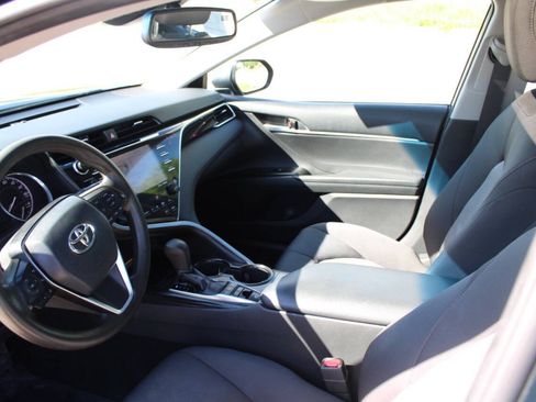 Used 2018 Toyota Camry LE w/ Audio Package FWD image 19