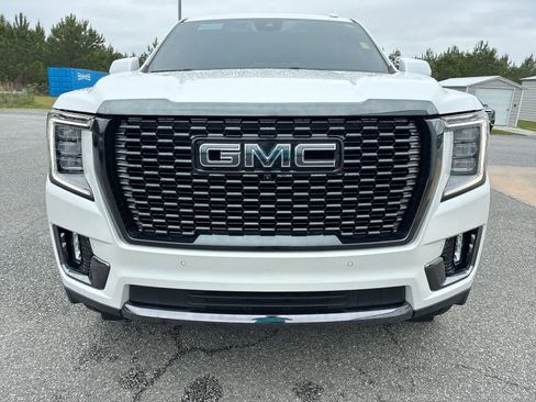 Used 2023 GMC Yukon Denali Ultimate AWD/4WD image 33