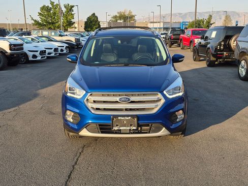 Used 2018 Ford Escape Titanium w/ Ford Safe & Smart Package AWD/4WD image 11