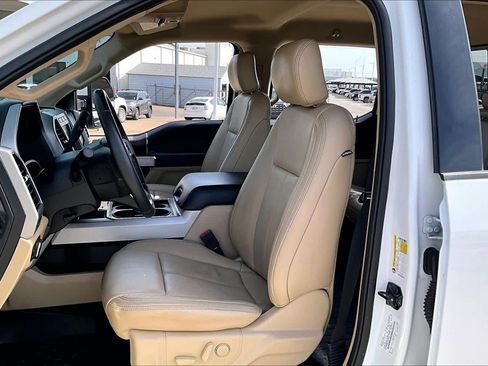 Used 2020 Ford F250 Lariat w/ Lariat Value Package image 8