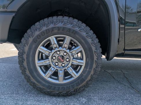 New 2026 GMC Sierra 1500 AT4X AWD/4WD image 15