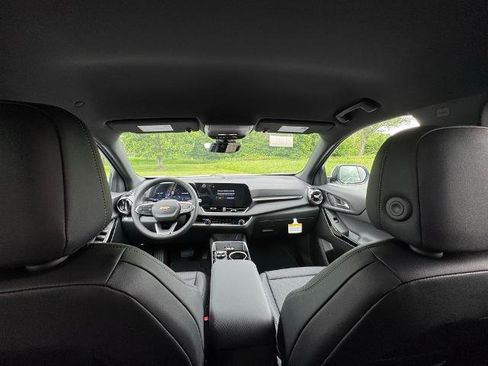 New 2026 Chevrolet Equinox LT w/ Convenience Package II image 39