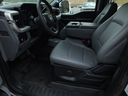 Used 2026 Ford F250 XL AWD/4WD image 11