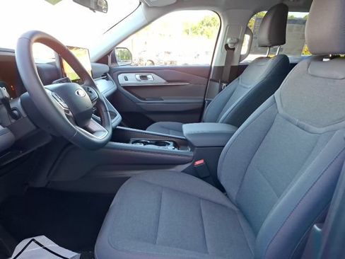 New 2026 Ford Explorer Active AWD/4WD image 15