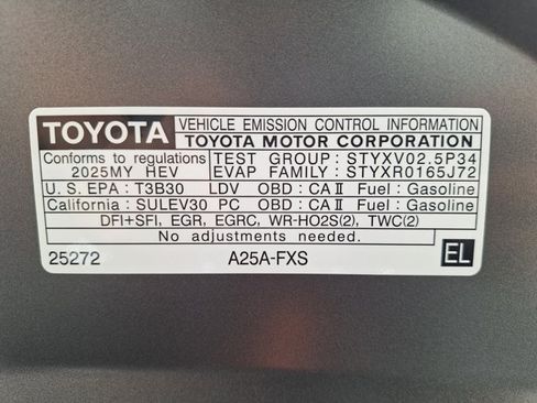 Used 2025 Toyota Crown w/ Advanced Technology Package AWD/4WD image 21