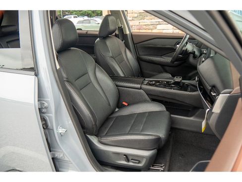Used 2023 Nissan Rogue SL w/ SL Premium Package AWD/4WD image 15
