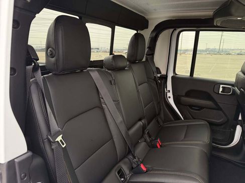 New 2026 Jeep Gladiator Sport image 27