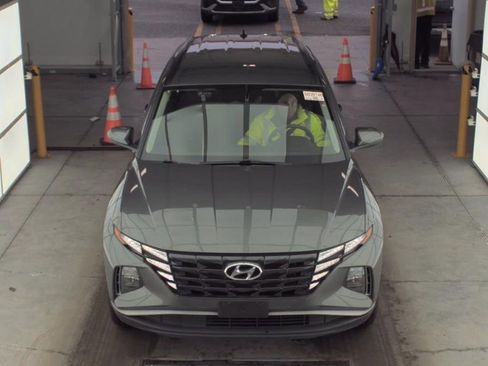 Used 2022 Hyundai Tucson SEL w/ Cargo Package image 2