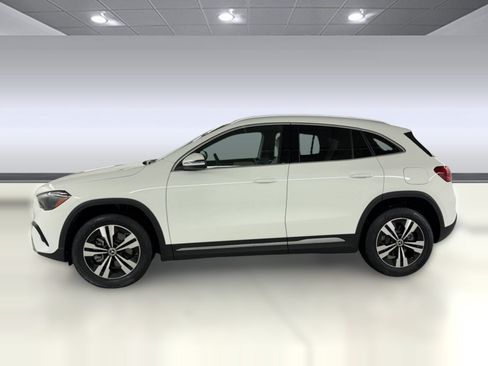Certified 2026 Mercedes-Benz GLA 250 image 2