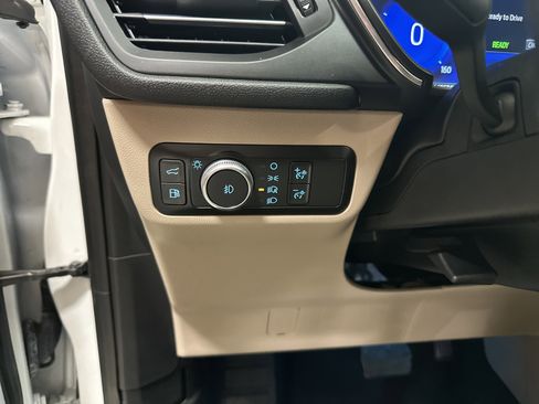 Used 2020 Ford Escape Titanium image 37