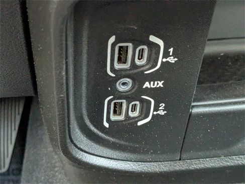 Used 2024 RAM 2500 Big Horn w/ Night Edition image 21