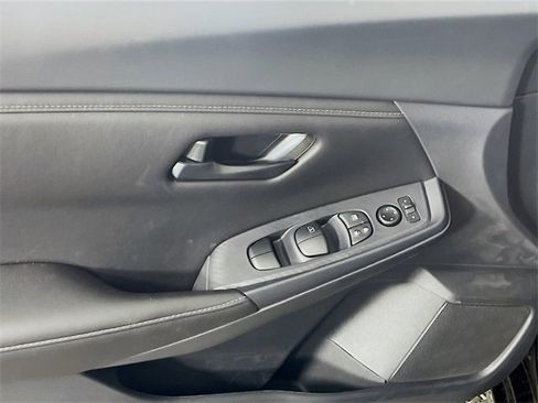 New 2025 Nissan Sentra S image 17