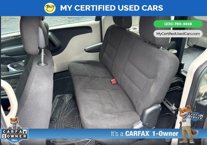 Used 2016 Dodge Grand Caravan American Value Package FWD image 11
