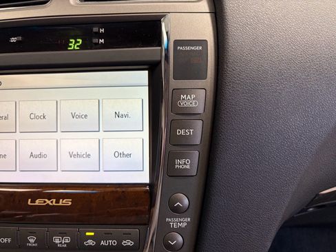 Used 2010 Lexus ES 350 FWD image 21