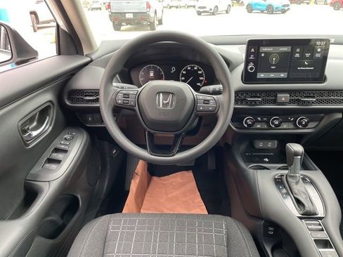 New 2026 Honda HR-V LX image 12