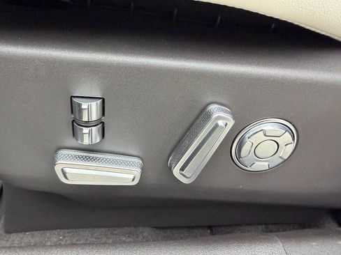 New 2026 Lincoln Nautilus Black Label image 12